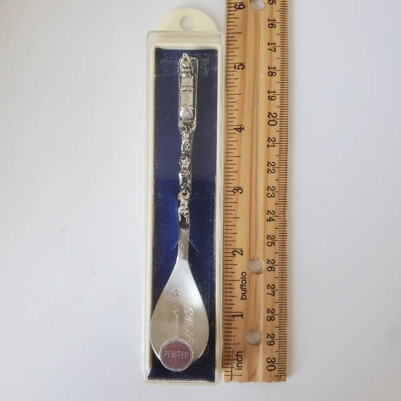 Vtg PCW 1985 Pewter Canada Yellowknife NWT Dog Sled Souvenir Collectors Spoon - Picture 17 of 17